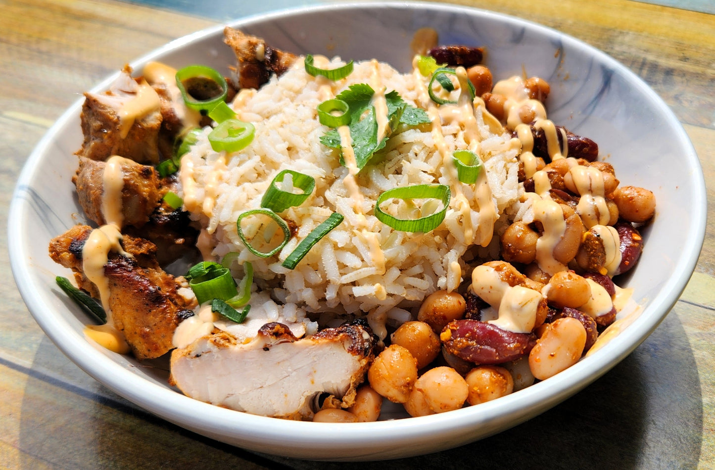 Tandoori Chicken with Brown Rice & mix beans 330g