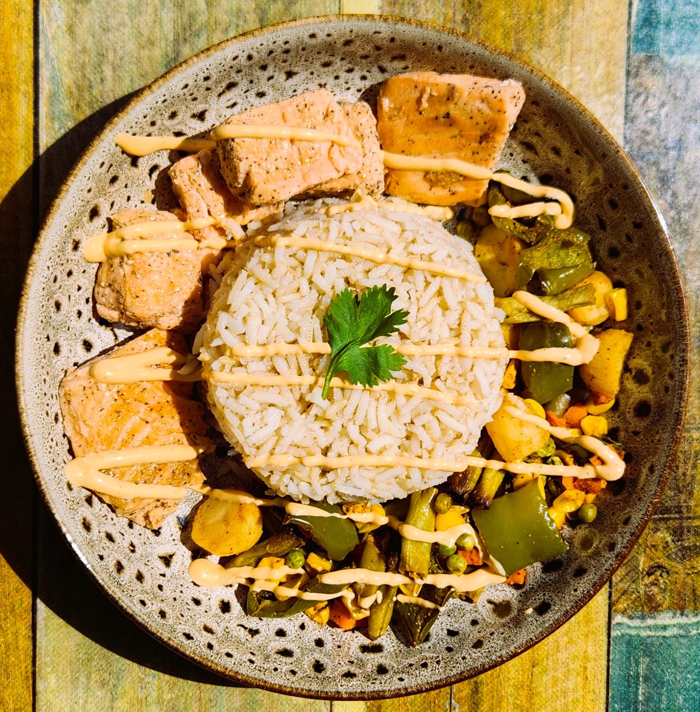 Grill Salmon with Brown Rice & Roasted Veggies 330g